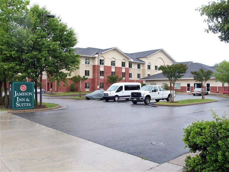 Sleep Inn & Suites Newport News Exterior photo